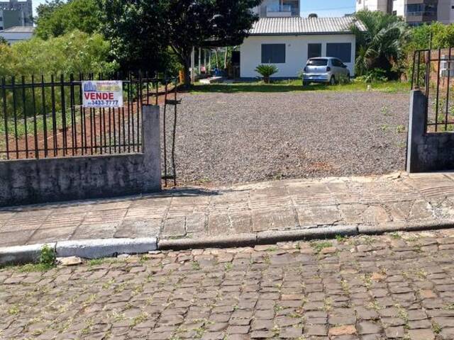 #645 - Casa para Venda em Xanxerê - SC - 1